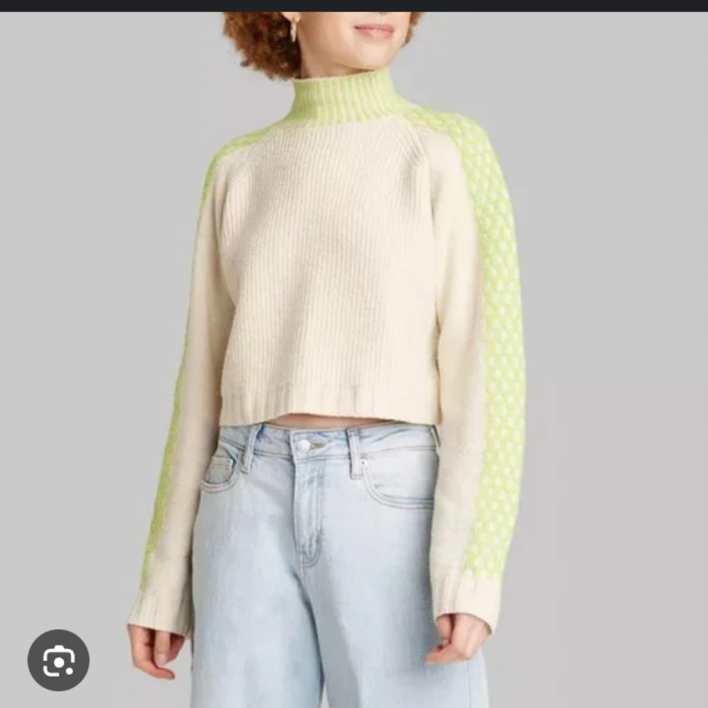 Wild Fable Cream and Lime Women's Turtleneck Sweater.